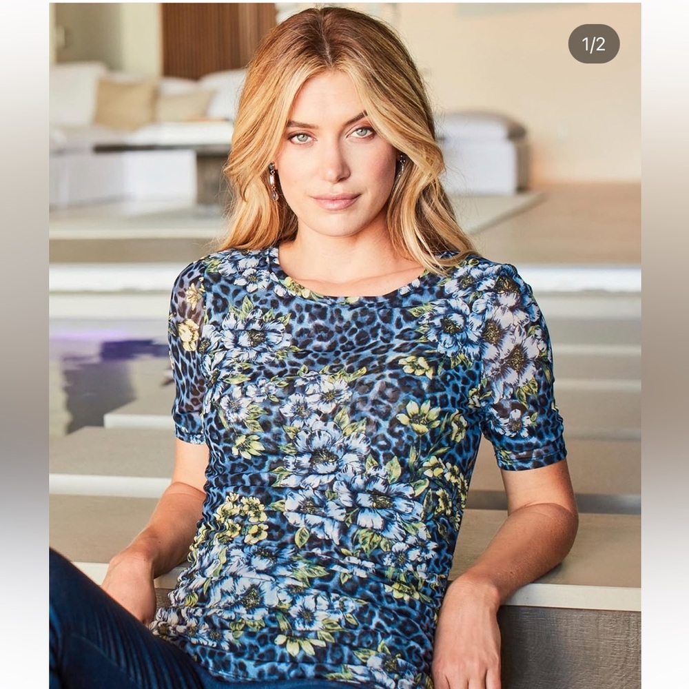 Elbow Sleeve Printed Mesh Ruched Tee